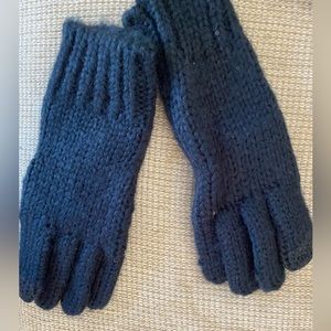 GAP Shine Touchscreen Gloves. Never Been Worn.